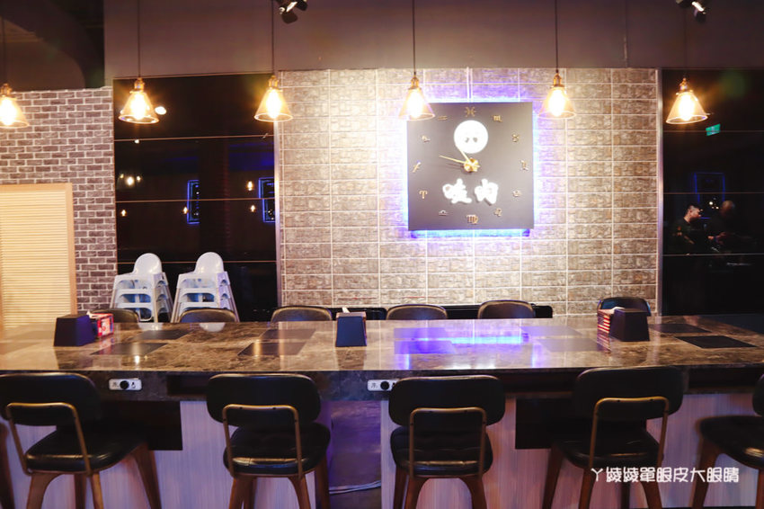 新竹火鍋推薦嗑肉石鍋新竹經國店！肉肉狂人必吃！大份量肉盤只要兩百多元，花599元就能爽吃和牛