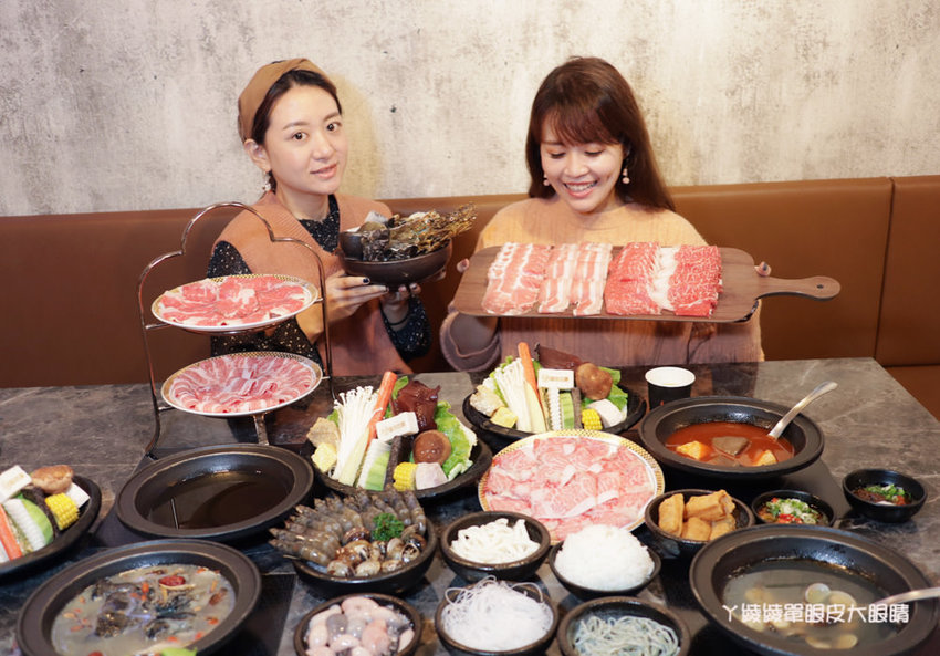 新竹火鍋嗑肉石鍋新竹經國店｜一元加購小痛風海鮮拼盤！龍霸王雙人餐一次吃到四種肉品！