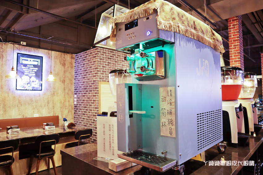 新竹火鍋嗑肉石鍋新竹經國店｜一元加購小痛風海鮮拼盤！龍霸王雙人餐一次吃到四種肉品！