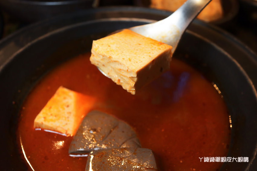 新竹火鍋嗑肉石鍋新竹經國店｜一元加購小痛風海鮮拼盤！龍霸王雙人餐一次吃到四種肉品！