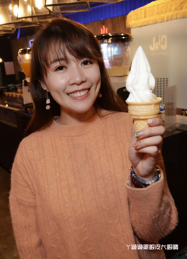 新竹火鍋嗑肉石鍋新竹經國店｜一元加購小痛風海鮮拼盤！龍霸王雙人餐一次吃到四種肉品！