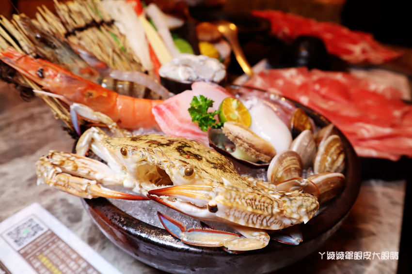 新竹火鍋推薦嗑肉石鍋新竹經國店!肉肉狂人必吃!大份量肉盤只要兩百多元,花599元就能爽吃和牛