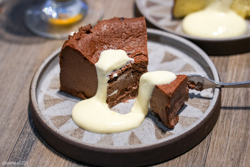 宜蘭羅東｜天牛私廚牛排，羅東車站附近大份量原塊牛排，只要320元就附螺旋酥皮濃湯和甜點