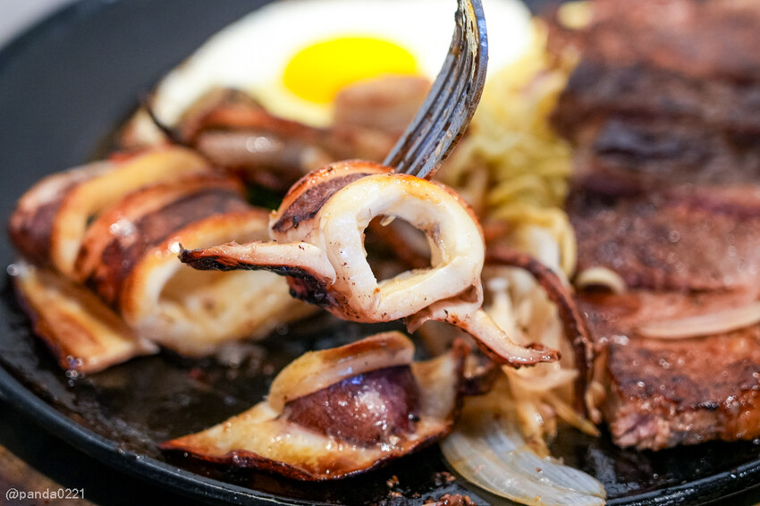 宜蘭羅東｜天牛私廚牛排，羅東車站附近大份量原塊牛排，只要320元就附螺旋酥皮濃湯和甜點