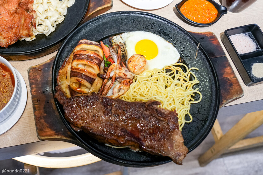 宜蘭羅東｜天牛私廚牛排，羅東車站附近大份量原塊牛排，只要320元就附螺旋酥皮濃湯和甜點