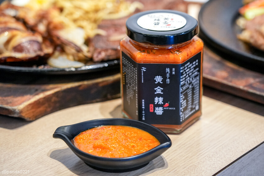 宜蘭羅東｜天牛私廚牛排，羅東車站附近大份量原塊牛排，只要320元就附螺旋酥皮濃湯和甜點