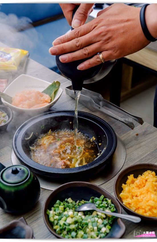 招牌現炒石頭火鍋真香！蘆洲國小站精緻個人鍋,剪刀石頭布鍋物專賣店,精選美國PRIME牛肉/珍貴肥豬蝦/特製火鍋沾醬,含飲料咖啡冰淇淋吃到飽,蘆洲國小美食推薦,蘆洲小火鍋推薦, - 大胃米粒 DAVID