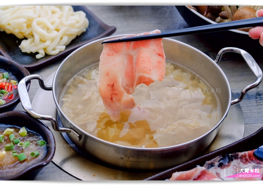 招牌現炒石頭火鍋真香！蘆洲國小站精緻個人鍋,剪刀石頭布鍋物專賣店,精選美國PRIME牛肉/珍貴肥豬蝦/特製火鍋沾醬,含飲料咖啡冰淇淋吃到飽,蘆洲國小美食推薦,蘆洲小火鍋推薦, - 大胃米粒 DAVID