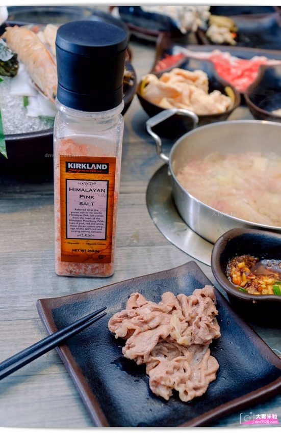 招牌現炒石頭火鍋真香！蘆洲國小站精緻個人鍋,剪刀石頭布鍋物專賣店,精選美國PRIME牛肉/珍貴肥豬蝦/特製火鍋沾醬,含飲料咖啡冰淇淋吃到飽,蘆洲國小美食推薦,蘆洲小火鍋推薦, - 大胃米粒 DAVID