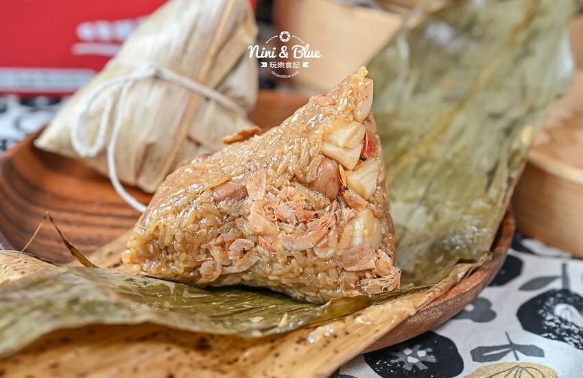 不只魯肉飯厲害,古早味肉粽、櫻花蝦珠貝粽、桂圓紫米相思粽也很厲害!