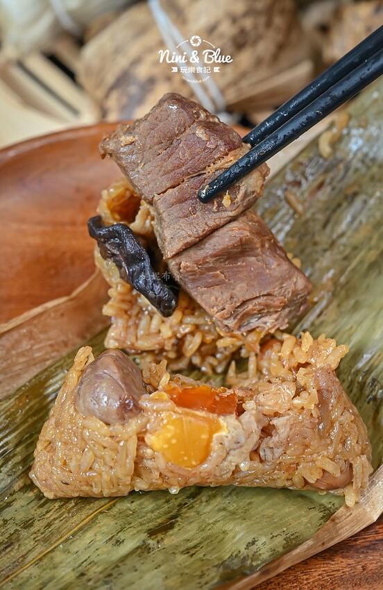 不只魯肉飯厲害,古早味肉粽、櫻花蝦珠貝粽、桂圓紫米相思粽也很厲害!
