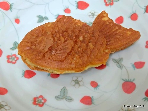 明川家鯛魚燒  Japanese fish-shape cake, Taiyaki booth at food market , Globalball mall department store , Taipei, Taiwan, SJKen, Sep 2, 2019