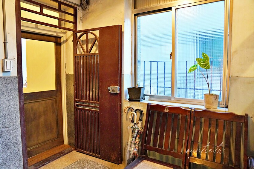 【台北】大橋頭站｜嘎哩咖啡，搬家後新開幕，隱身二樓老宅寬敞咖啡廳