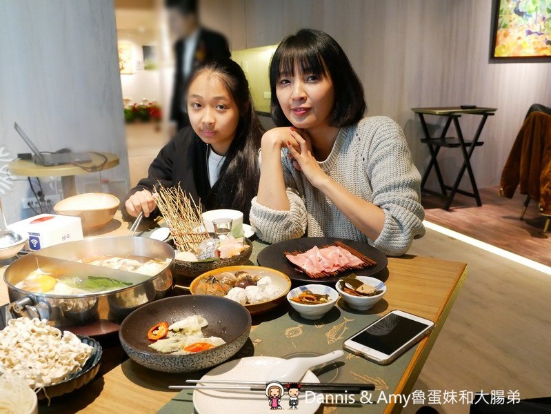 《台北松山美食》 Hi-Q褐藻生活館Hi-Q鱻食-全台第一家海藻創意美食主題餐廳。免費褐藻咖啡、褐藻紅茶、褐藻起士風味餅乾 ︱大人小孩吃一次就愛上(影片) 《台北松山美食》 Hi-Q褐藻生活館Hi-Q鱻食-全台第一家海藻創意美食主題餐廳。免費褐藻咖啡、褐藻紅茶、褐藻起士風味餅乾 ︱大人小孩吃一次就愛上(影片)