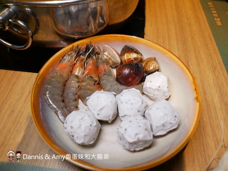 《台北松山美食》 Hi-Q褐藻生活館Hi-Q鱻食-全台第一家海藻創意美食主題餐廳。免費褐藻咖啡、褐藻紅茶、褐藻起士風味餅乾 ︱大人小孩吃一次就愛上(影片) 《台北松山美食》 Hi-Q褐藻生活館Hi-Q鱻食-全台第一家海藻創意美食主題餐廳。免費褐藻咖啡、褐藻紅茶、褐藻起士風味餅乾 ︱大人小孩吃一次就愛上(影片)