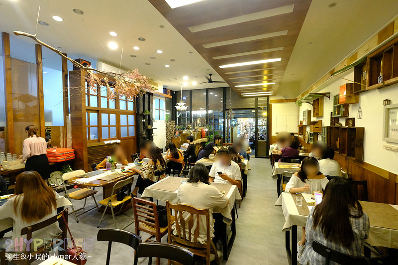 一中商圈美食,一中好吃美食,一中美食,台中一中必吃,台中一中美食,台中燉飯,台中美食,台中美食.村口微光,台中義大利麵,台中義式,好吃平價料理,村中微光 一中,村口微光一中店,義式料理 @強生與小吠的Hyper人蔘~