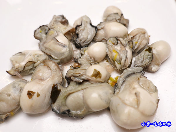 八方悅鍋物-鮮蚵.jpg