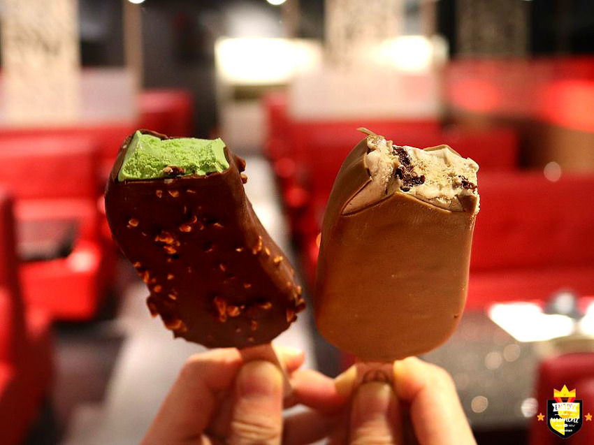 台南火鍋吃到飽／哈根達斯杯冰與雪糕無限供應／三、四月期間限定「哈根達斯雪糕」新上市／三月底前每日限量10組免費送烤肉／中南部唯一火烤兩吃門市／嚴選頂級海陸食材