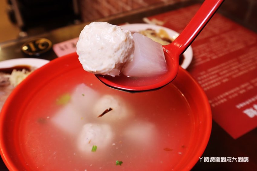 新竹美食小吃|湖口阿梅姐來新竹市區了!結合湖口老街懷舊復古拍照打卡風的古早味銅板美食