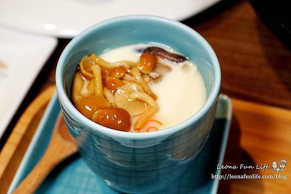 台中無菜單料理 羽笠食事處 菜單 台中浮誇丼飯 台中海鮮丼飯 台中東區丼飯 平價丼飯 台中日式鍋物 簡餐 年菜 會議場所 台中日本料理1DSC07181.JPG