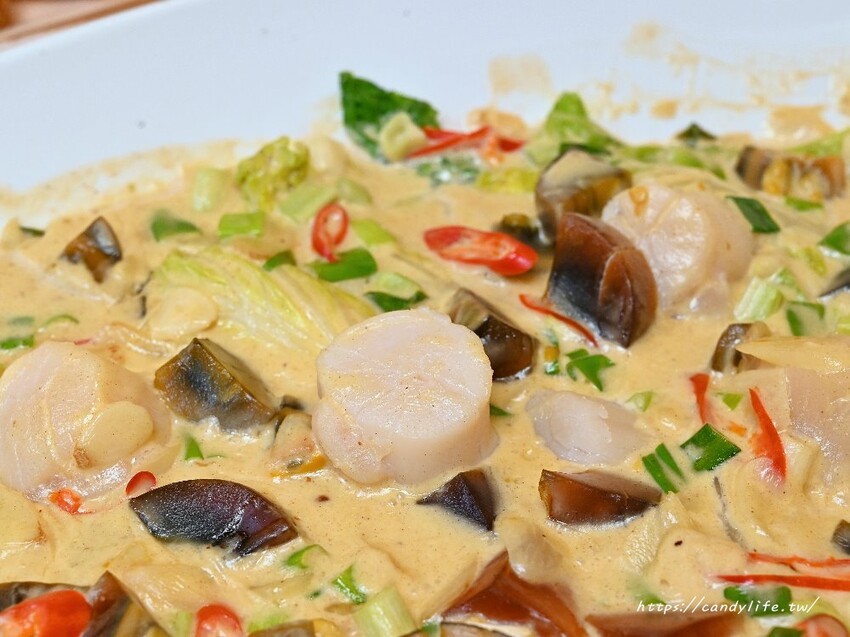 台中市東區羽笠食事|母親節桌菜、台中中區日式聚餐推薦,不只日本料理好吃,桌菜也非常有特色,還有專屬豪華大包廂