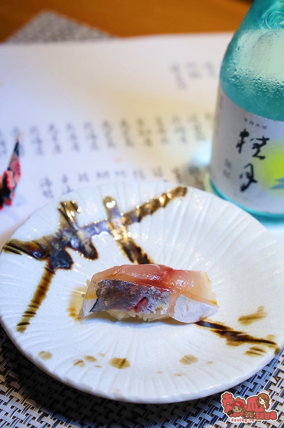 【台南美食】日本直送新鮮漁獲!讓你在台南就能環遊日本各縣海味,京都習藝六年的日本師傅執掌:鮨本味 - 熱血玩台南。跳躍新世界