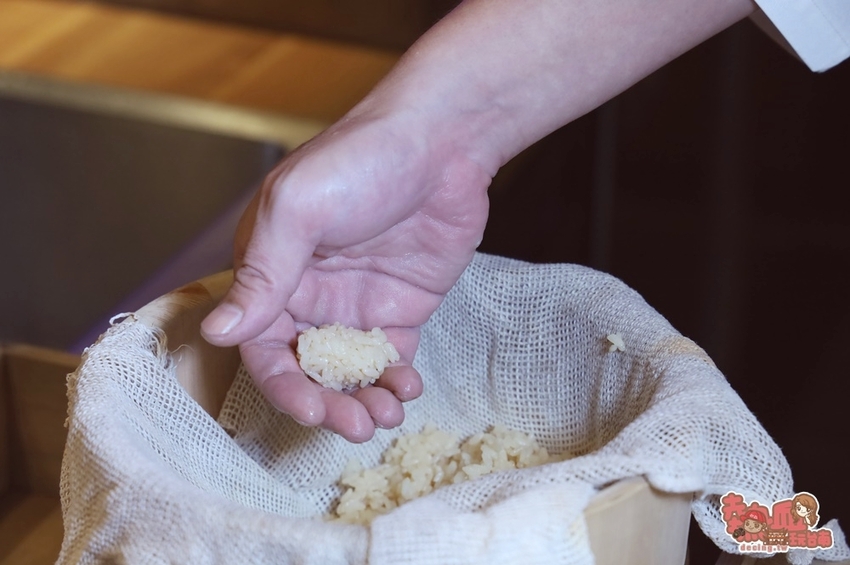 【台南美食】日本直送新鮮漁獲!讓你在台南就能環遊日本各縣海味,京都習藝六年的日本師傅執掌:鮨本味 - 熱血玩台南。跳躍新世界