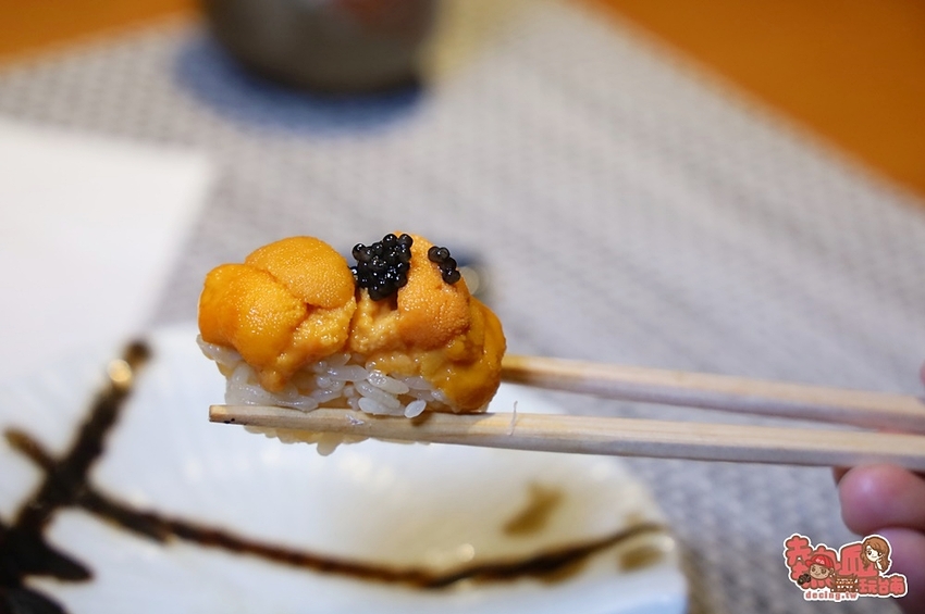 【台南美食】日本直送新鮮漁獲!讓你在台南就能環遊日本各縣海味,京都習藝六年的日本師傅執掌:鮨本味 - 熱血玩台南。跳躍新世界