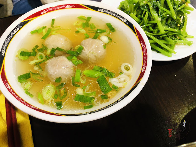 【厚呷米呀│台北華山】 郎哥台南意麵 想念台南香腸熟肉找台北!!先吃意麵再一邊大啖小吃/三五好友來杯啤酒!乾啦/小吃的極限在哪？臨沂街兩家黑白切(下) 捷運藍線忠孝新生站2號出口