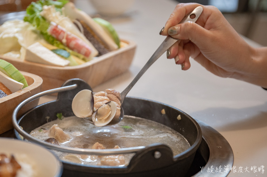 一整斤蛤蜊只要加價99元！新竹火鍋店加碼超狂壽星優惠，生日月份跟日期相加多少就換幾片肉肉