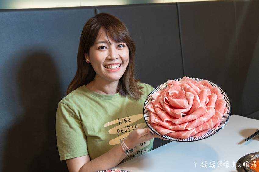 一整斤蛤蜊只要加價99元！新竹火鍋店加碼超狂壽星優惠，生日月份跟日期相加多少就換幾片肉肉