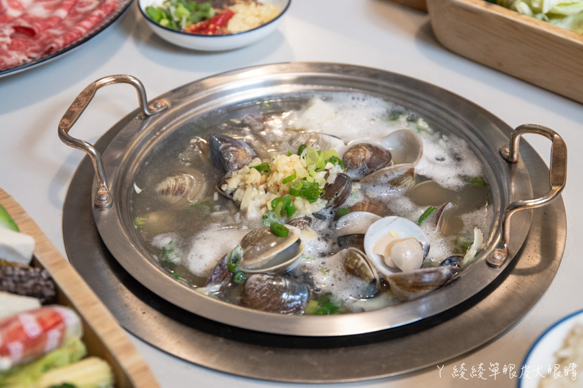 一整斤蛤蜊只要加價99元！新竹火鍋店加碼超狂壽星優惠，生日月份跟日期相加多少就換幾片肉肉