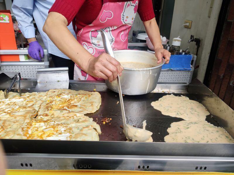 故鄉味麵糊蛋餅 蛋餅製作