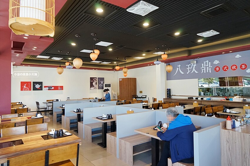 台中港式飲茶吃這家!!少見經典蒸籠手推車,必點燒臘三拼,還有上百道港式餐點,平價又美味!