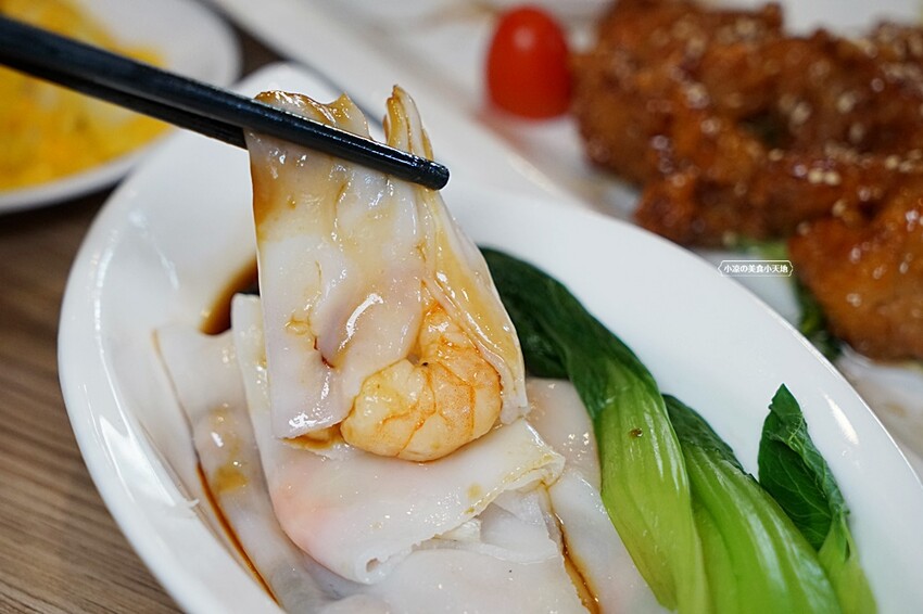 台中港式飲茶吃這家!!少見經典蒸籠手推車,必點燒臘三拼,還有上百道港式餐點,平價又美味!