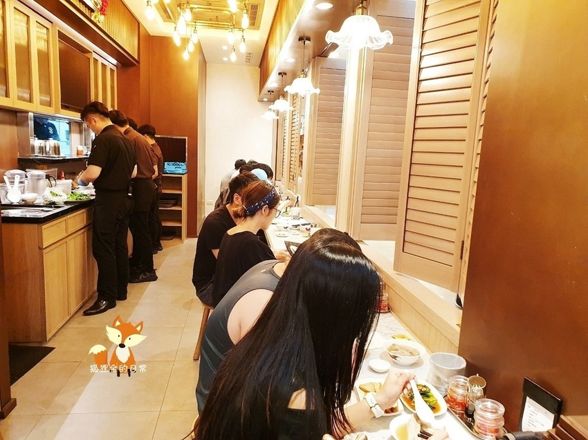 松發肉骨茶_狐狸金的日常_SOGO復興_191002_0010.jpg