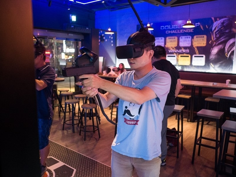 【台北忠孝敦化】Box Taipei-VR體感競技餐酒館，好吃好喝又好玩