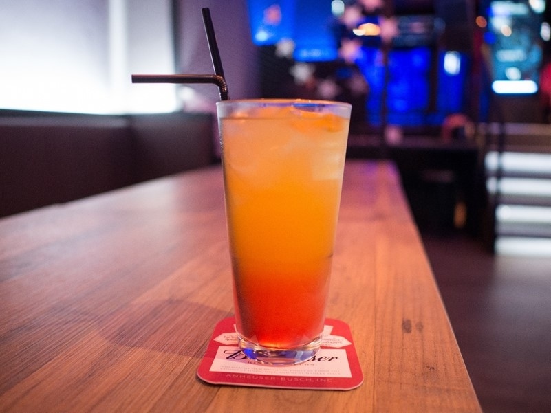 【台北忠孝敦化】Box Taipei-VR體感競技餐酒館，好吃好喝又好玩