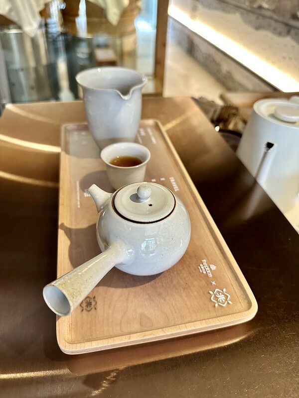 【台灣，台中，西區】兆兆茶苑(zhao zhao tea)，純粹的好茶，放鬆愉快的午後時光。(台中下午茶/台中茶店/審計新村附近小店）