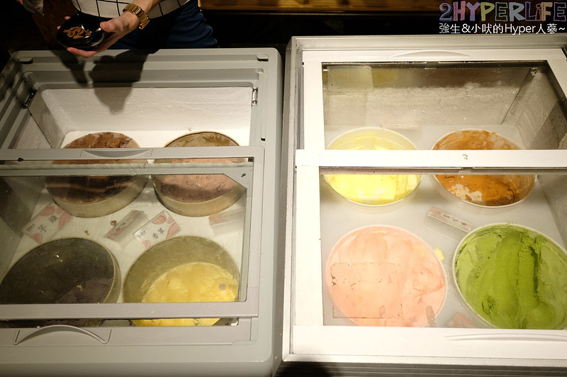 個人小火鍋,台中北區火鍋,台中北區美食,台中涮涮鍋,台中火鍋,台中火鍋好吃,台中美食,台中鴛鴦鍋,肉多多 台中,肉多多 漢口店,肉多多火鍋 @強生與小吠的Hyper人蔘~