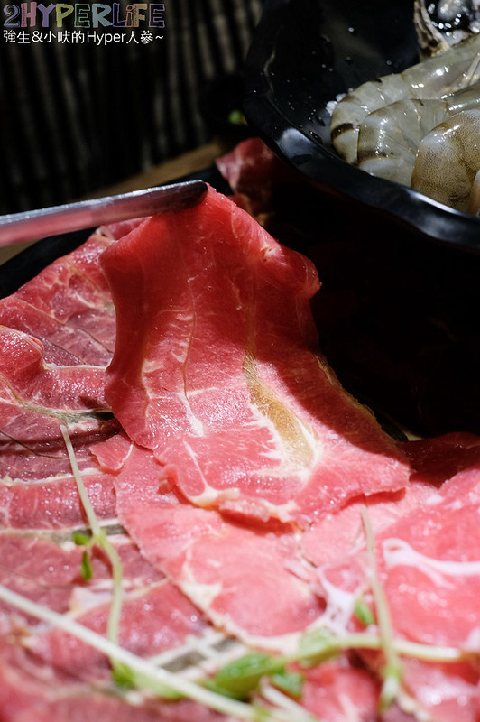 個人小火鍋,台中北區火鍋,台中北區美食,台中涮涮鍋,台中火鍋,台中火鍋好吃,台中美食,台中鴛鴦鍋,肉多多 台中,肉多多 漢口店,肉多多火鍋 @強生與小吠的Hyper人蔘~