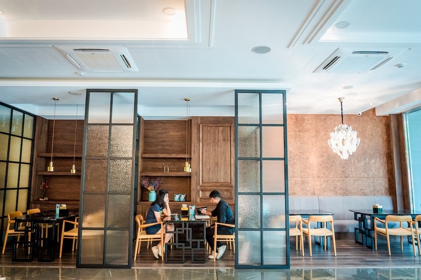 【渝悅撒椒】半開放式包廂 三五好友一起不怕打擾