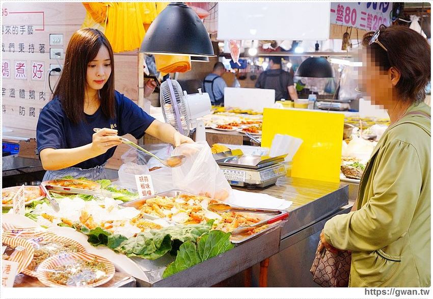 藏在市場裡，港式三寶一大盤只要150元，開店兩小時內賣光光！！