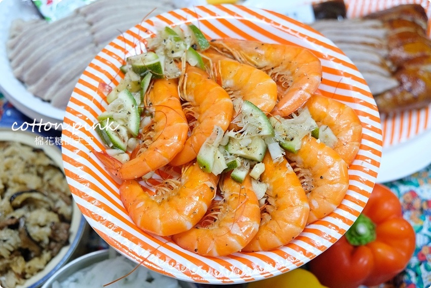 IG 最夯市場攤!台中北平黃昏市場朝日鵝不能不吃!鵝肉嫩嫩超多汁、烤雞腿焦糖色澤超誘人