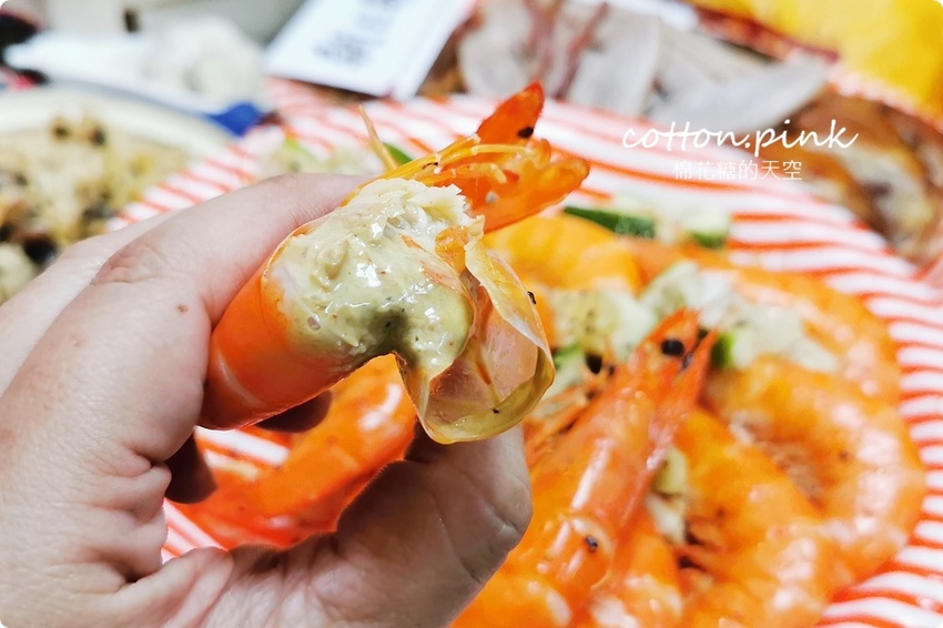 IG 最夯市場攤!台中北平黃昏市場朝日鵝不能不吃!鵝肉嫩嫩超多汁、烤雞腿焦糖色澤超誘人