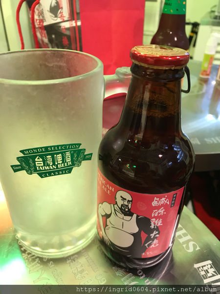 西門町美食推薦 午茶消夜好選擇 師園鹽酥雞(西門店) 有內用座位喔~