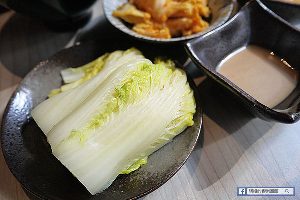 基隆廟口丼飯【小牛丁次郎坊x基隆廟口支店】基隆最強燒肉丼/基隆美食