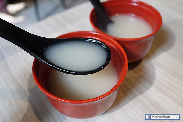 基隆廟口丼飯【小牛丁次郎坊x基隆廟口支店】基隆最強燒肉丼/基隆美食