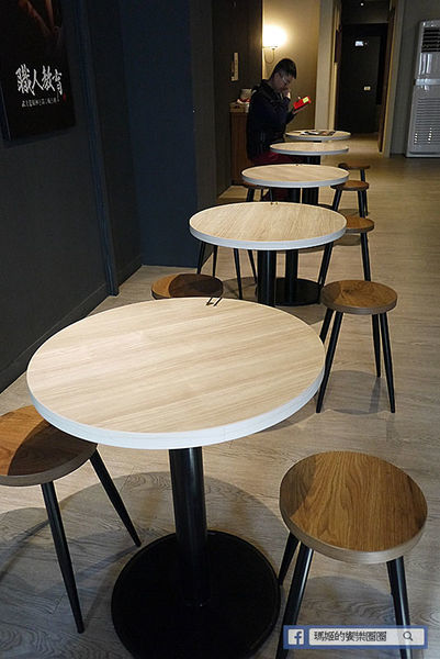 基隆廟口丼飯【小牛丁次郎坊x基隆廟口支店】基隆最強燒肉丼/基隆美食