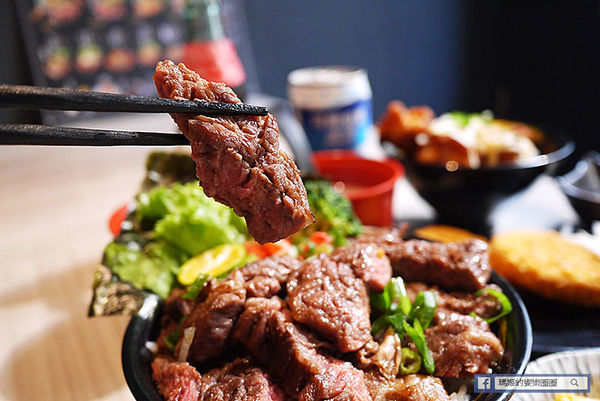 基隆廟口丼飯【小牛丁次郎坊x基隆廟口支店】基隆最強燒肉丼/基隆美食